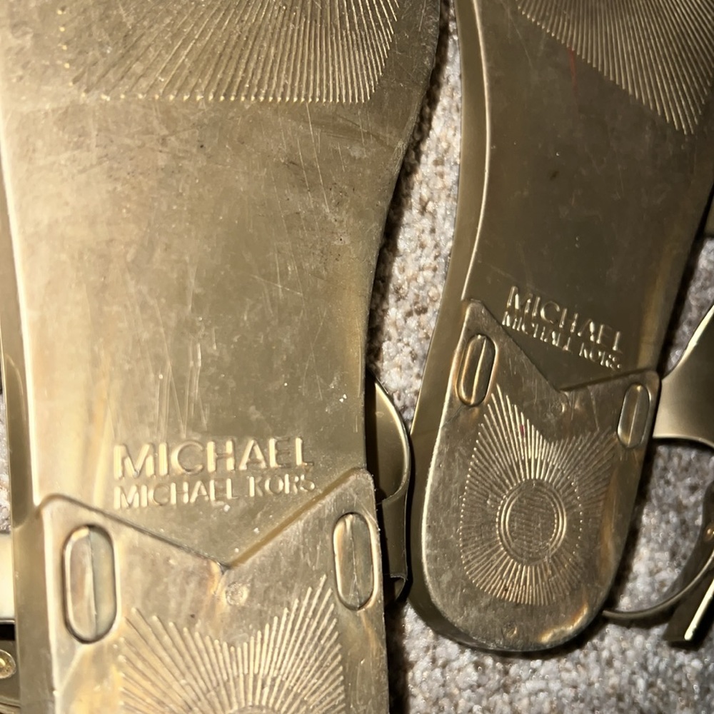 Sandals - Picture 4 of 5